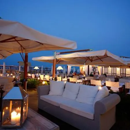 Hotel Lungomare 4*