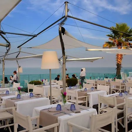 Hotel Lungomare Riccione