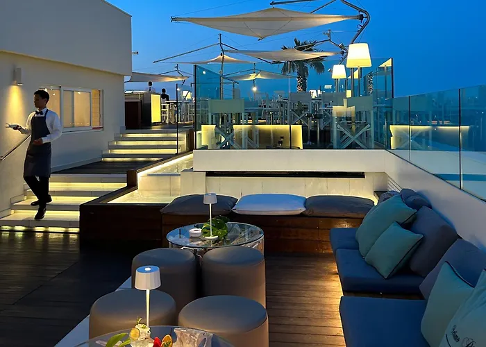 Lungomare Otel 4*