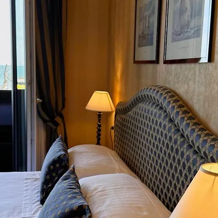 ルンゴマーレ 4*