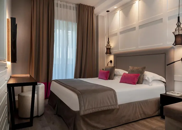 Lungomare Szálloda 4*